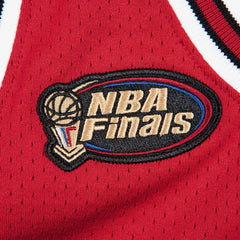 Mitchell & Ness Chicago Bulls Authentic Jersey Road Finals Michael Jordan 1997-98