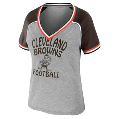 WEAR by Erin Andrews Women's Cropped Raglan Throwback V-Neck T-Shirt - Cleveland Browns T-shirts