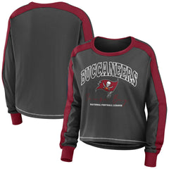 WEAR by Erin Andrews Women's Color Block Modest Crop Long Sleeve T-Shirt - Tampa Bay Buccaneers T-shirts