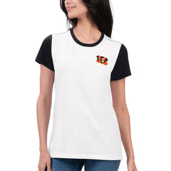 G-III 4Her by Carl Banks Women's Fashion Illustration T-Shirt - Cincinnati Bengals T-shirts