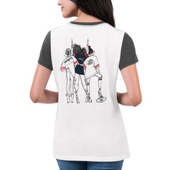 G-III 4Her by Carl Banks Women's Fashion Illustration T-Shirt - New England Patriots T-shirts