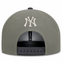 Olive New York Yankees Nike Pro Dri-FIT Snapback Hat