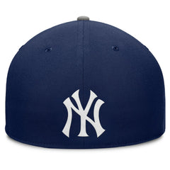 Navy New York Yankees Fanatics Pick Off Fitted Hat