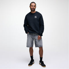 Black New York Yankees Nike Tech Fleece Raglan Sweatshirt
