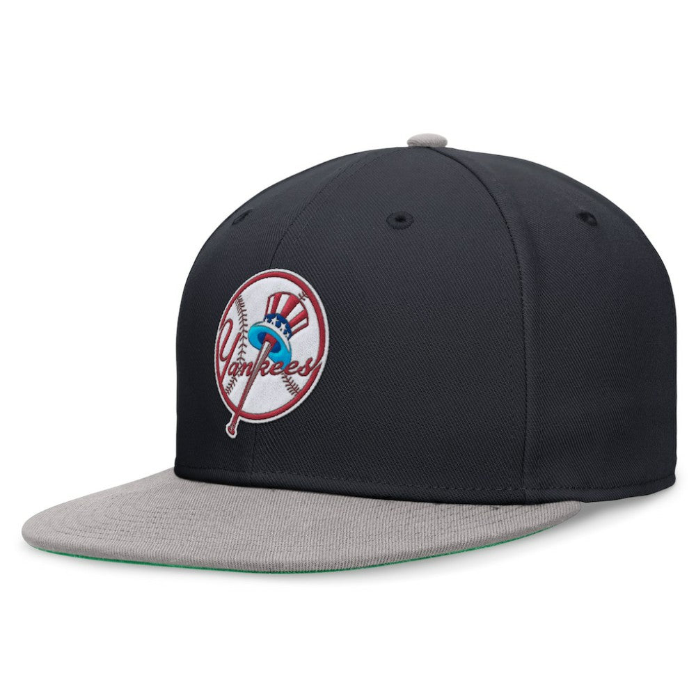 Navy/Gray New York Yankees Nike Rewind Cooperstown True Performance Fitted Hat