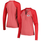 Antigua Women's Maverick Waffle Henley Long Sleeve T-Shirt - Kansas City Chiefs T-shirts
