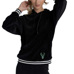 Milwaukee Bucks Lusso Women's Nellie Oversized Velour Pullover Hoodie
