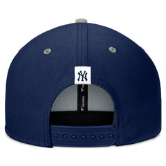 Navy/Gray New York Yankees Fanatics Fundamental Bold Snapback Hat