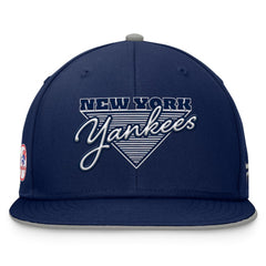 Navy New York Yankees Fanatics Fundamental Tri-Script Fitted Hat