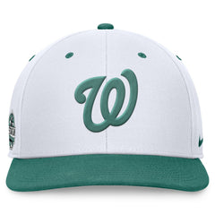 White/Green Washington Nationals Nike Bicoastal Two-Tone Pro Performance Snapback Hat