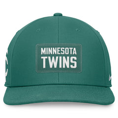 Green Minnesota Twins Nike Bicoastal Pro Performance Snapback Hat