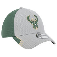 New Era Milwaukee Bucks Active Trim 39THIRTY Flex Hat