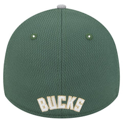 New Era Milwaukee Bucks Active Trim 39THIRTY Flex Hat