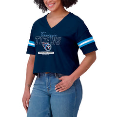 WEAR by Erin Andrews Women's Color Block Boxy Modest Crop V-Neck T-Shirt - Tennessee Titans T-shirts