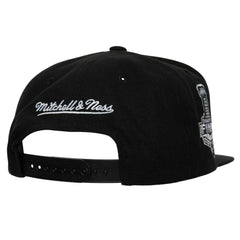 NHL Tampa Bay Lightning Mitchell & Ness Core Top Spot Snapback Hat