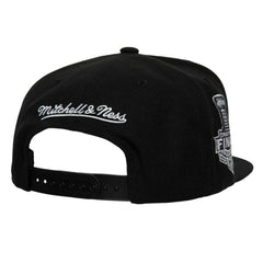 NHL Pittsburgh Penguins Mitchell & Ness Core Top Spot Snapback Hat