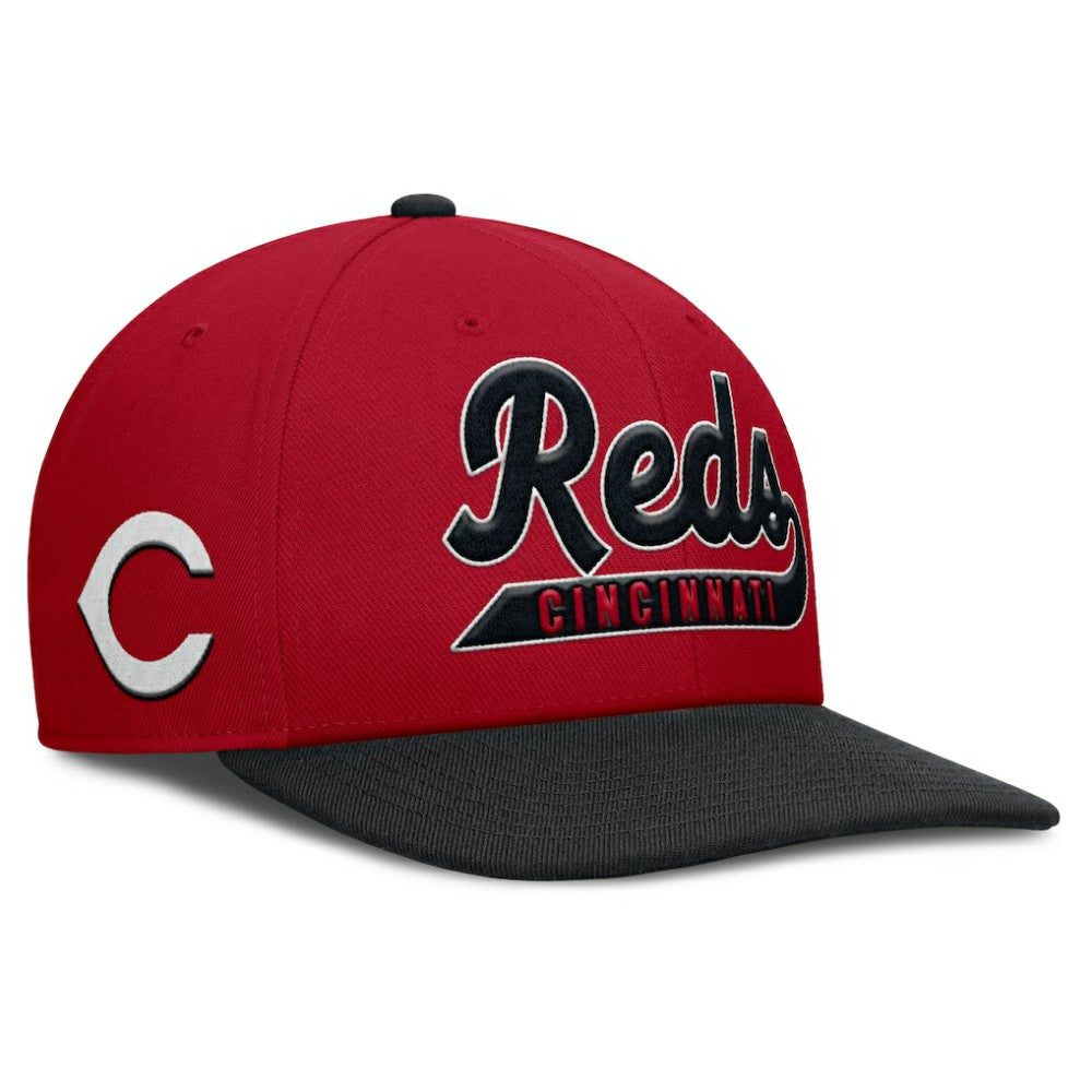 Red/Black Cincinnati Reds Nike Pro Performance Snapback Hat