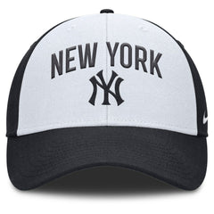 White/Navy New York Yankees Nike Club Performance Adjustable Hat