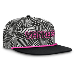 Black New York Yankees Fanatics Let's Glow Moon Shot Snapback Hat