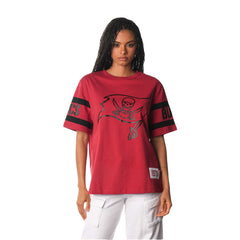 The Wild Collective Women's Drop Shoulder T-Shirt - Tampa Bay Buccaneers T-shirts