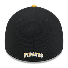 Black/Gold Pittsburgh Pirates New Era 2025 MLB Clubhouse 39THIRTY Flex Hat