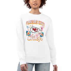 G-III 4Her by Carl Banks Women's Flower Logo Graphic Fleece Pullover Sweatshirt - Kansas City Chiefs Pullover