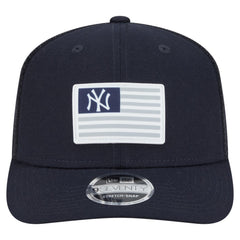 Navy New York Yankees New Era Flag 9SEVENTY Stretch-Snap Hat