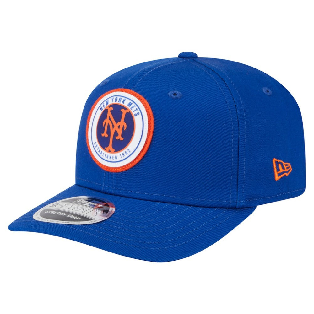 Royal New York Mets New Era Circle Patch 9SEVENTY Stretch-Snap Hat