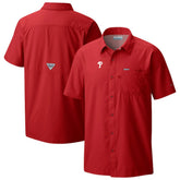 Red Philadelphia Phillies Columbia Slack Tide Omni-Wick Button-Up Camp Shirt