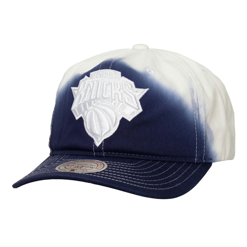 Mitchell & Ness New York Knicks Dip Dye Pro Crown Adjustable Hat