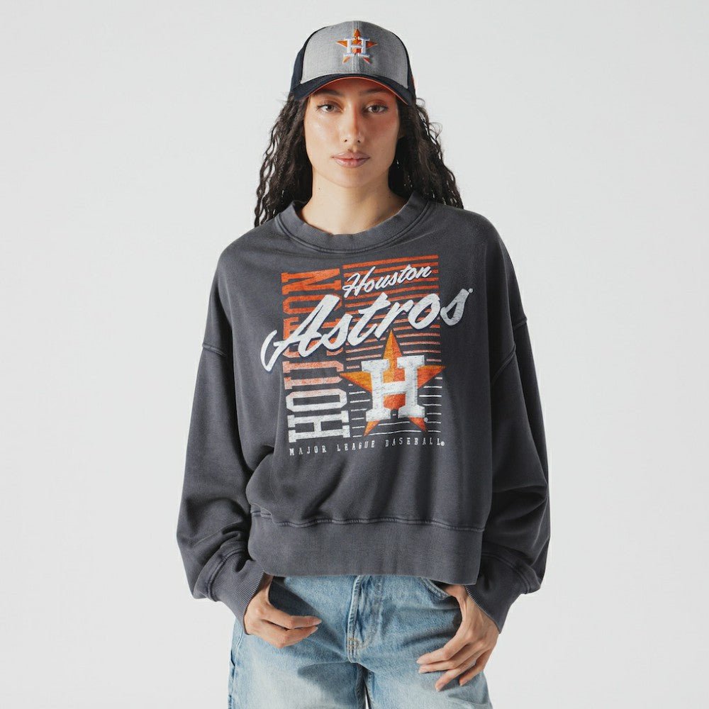 Navy Houston Astros New Era Women's Boxy Mineral Wash Dolmen Sleeve Cropped Sweatshirt