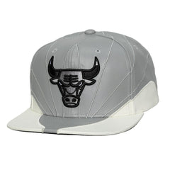 Mitchell & Ness Chicago Bulls Day 12 Two-Tone Faux Leather Snapback Hat