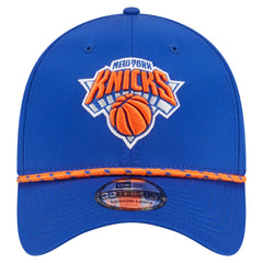 New Era New York Knicks Featherweight Poly Rope Flex 39Thirty Hat