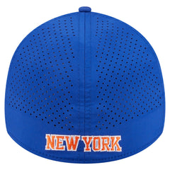 New Era New York Knicks Featherweight Poly Rope Flex 39Thirty Hat