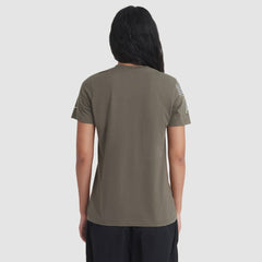 Women's 2025 Salute to Service Sideline T-Shirt - Washington Commanders T-shirts