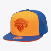 Mitchell & Ness New York Knicks Color Pop Snapback Hat