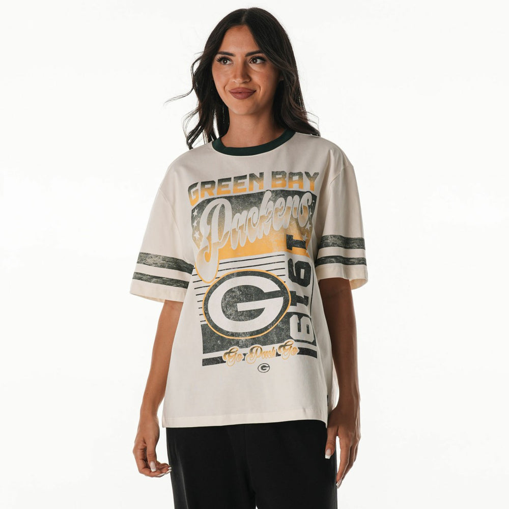 The Wild Collective Women's Vintage Drop Shoulder Oversized Boyfriend T-Shirt - Green Bay Packers T-shirts