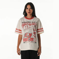 The Wild Collective Women's Vintage Drop Shoulder Oversized Boyfriend T-Shirt - Tampa Bay Buccaneers T-shirts