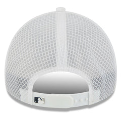 White New York Yankees New Era 2026 Batting Practice Apex 9FORTY Adjustable Trucker Hat