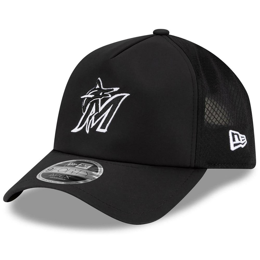 Black Miami Marlins New Era 2026 Batting Practice Apex 9FORTY Adjustable Trucker Hat