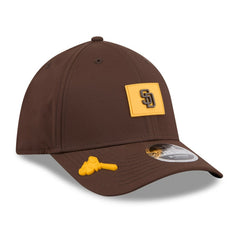 Brown San Diego Padres New Era 2026 Clubhouse M-Crown 39THIRTY Flex Hat