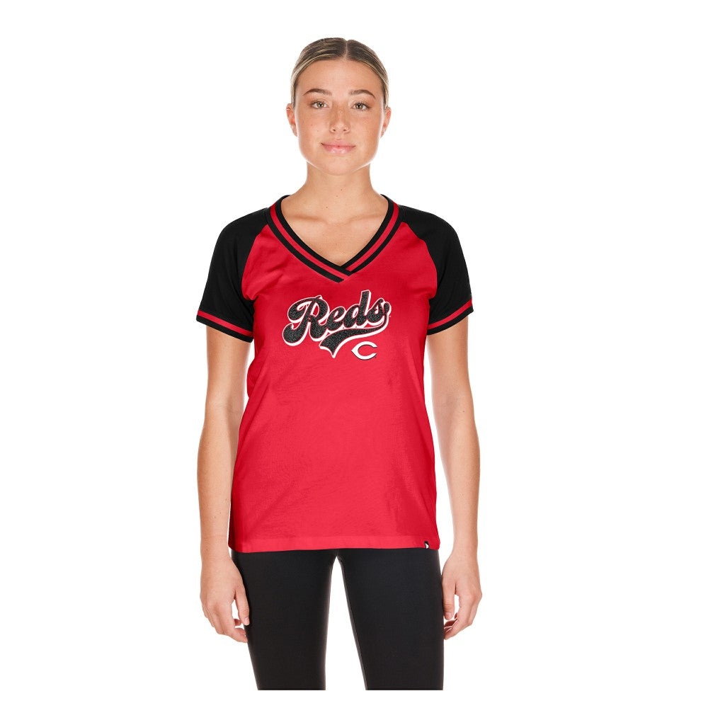Red Cincinnati Reds New Era Women's Gameday V-Neck T-Shirt
