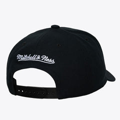Mitchell & Ness Chicago Bulls Hardwood Classics Legendary Away Pro-Pinch Adjustable Hat