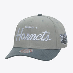 Mitchell & Ness Charlotte Hornets Thunderstorm Head Coach Pro Crown Snapback Hat