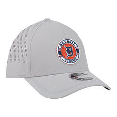 Gray Detroit Tigers New Era Patch 39THIRTY A-Frame M-Crown Perforated Flex Hat