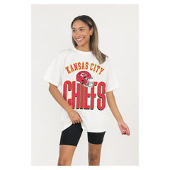 Gameday Couture Women's Oversized Classic Fierce Focus T-Shirt - Kansas City Chiefs T-shirts