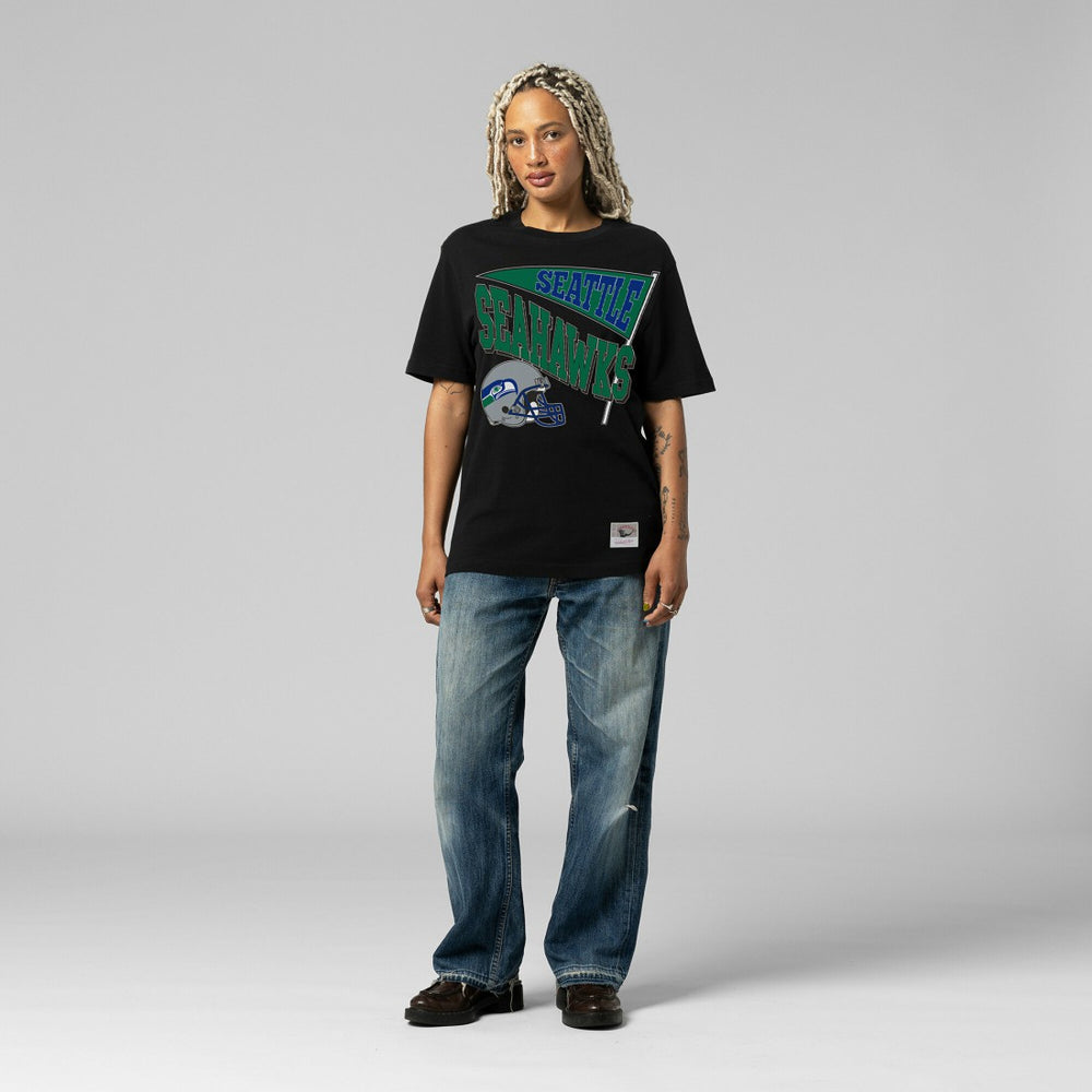 Women's Team Dynamic Boyfriend T-Shirt - Seattle Seahawks T-shirts