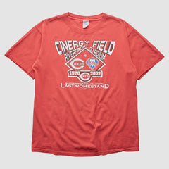 Red Cincinnati Reds 2002 T-Shirt