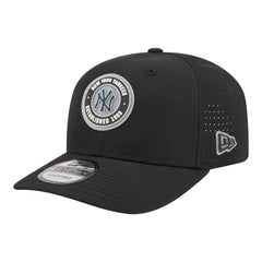 Black New York Yankees New Era Circle 9SEVENTY Adjustable Hat