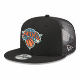 New Era New York Knicks Core Logo Meshback 9FIFTY Snapback Hat